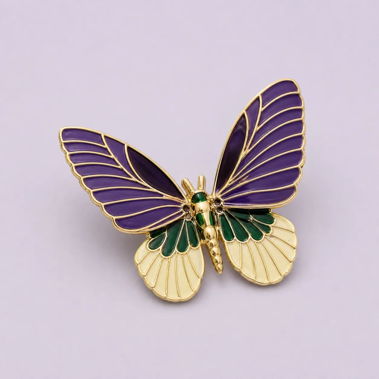 Broche Borboleta com Asas Pintadas — 3 Cores Broche Borboleta com Asas Pintadas — 3 Cores — C — Púrpura