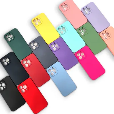 Capa iPhone 13 Square Silicone Premium