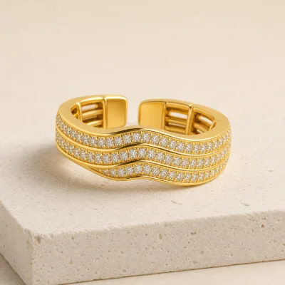 Anel Dourado Zircónias Ondas Triplas, referência 4918-Q032-1