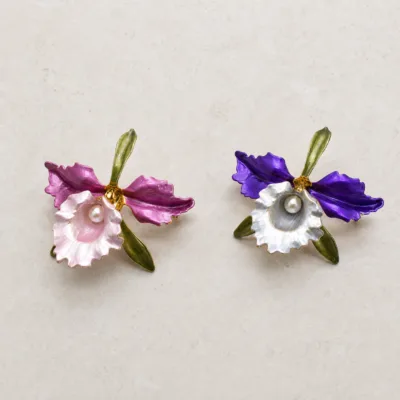 Comparação dos dois modelos do broche floral