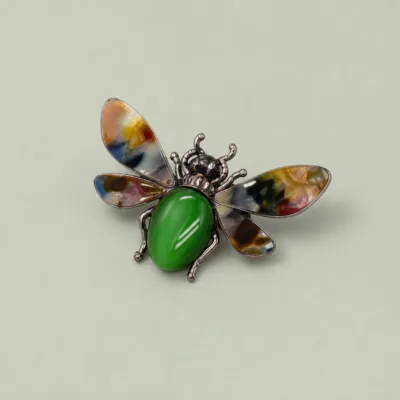 Broche Abelha com Asas Multicolores — 3 Modelos — B — Verde