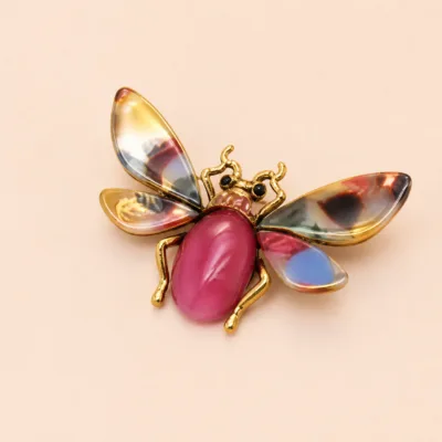 Broche Abelha com Asas Multicolores — 3 Modelos — C — Rosa e Dourado