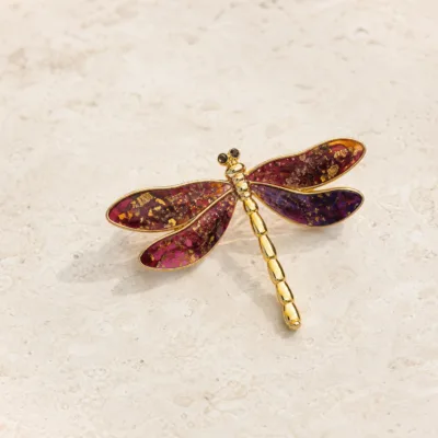 Broche Libélula com Asas Coloridas — 4 Modelos — D — Vermelho e Púrpura