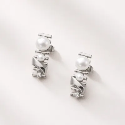 Brincos Geométricos com Pérolas e Cristal, referência 83684-04