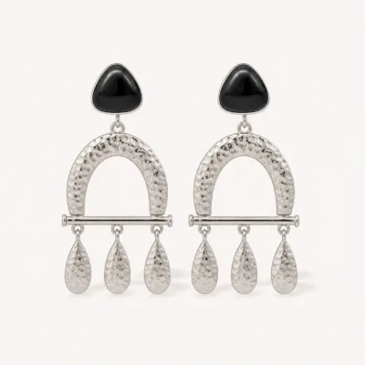 Brincos Arco Martelado com Três Gotas prateado, referência 83853-02
