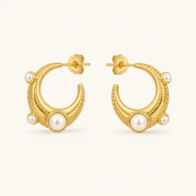 Brincos Meia Argola com Pérolas dourado, referência 83857-02