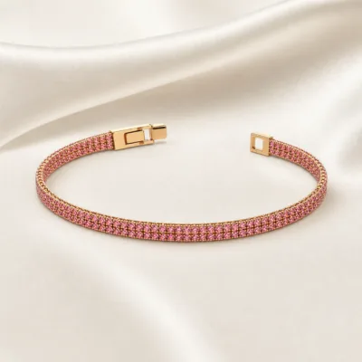 Pulseira tennis dupla linha 83980 modelo B rosa dourada sobre cetim marfim