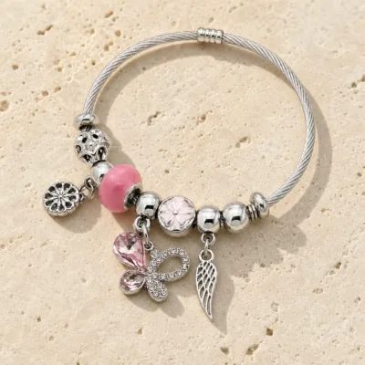 pulseira prateada rosa com borboleta em pedra clara de tom quente, referencia 84039-03-2