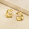 Brincos Ondas Esculpidas em Aço Inoxidável dourado, referência 84260-06