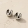 Brincos Argola Abaulados em Aço Inoxidável prateado, referência 84271-04
