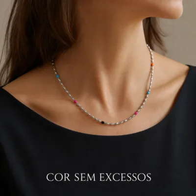 colar prateado com contas, variante dourada, pedra clara, referência 84421-04