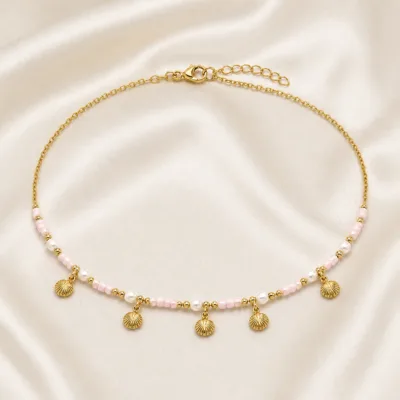 colar dourado rosa 12 modelos opção F Cinco Conchas Douradas em cetim marfim