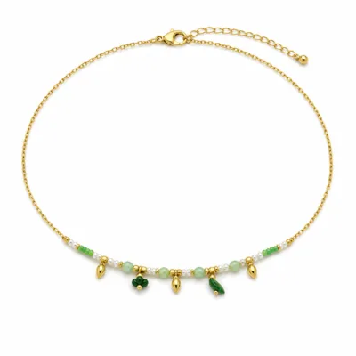 colar dourado verde com pérolas e amuletos, D — Gotas Douradas e Folhagem Verde, em fundo branco, referencia 85182-05