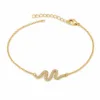 pulseira com ondas de cristais dourado em fundo branco, referência 85203-06