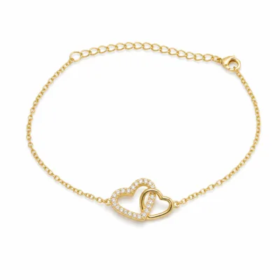 pulseira com corações entrelaçados dourada em fundo branco, referência 85203-09