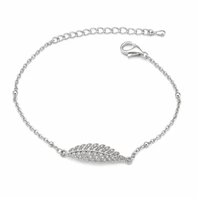 pulseira dupla com cristais prateado em fundo branco, referência 85204-26