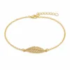 pulseira dupla com cristais dourado em fundo branco, referência 85204-26