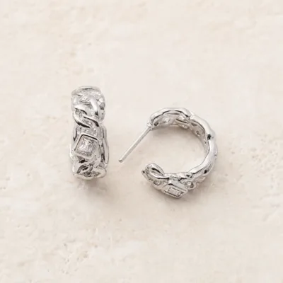Brincos Argola com Elos e Cristal Central prateado, referência 85207-01