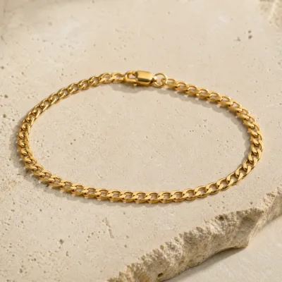 Pulseira dourada de elos cubanos finos, uma unidade