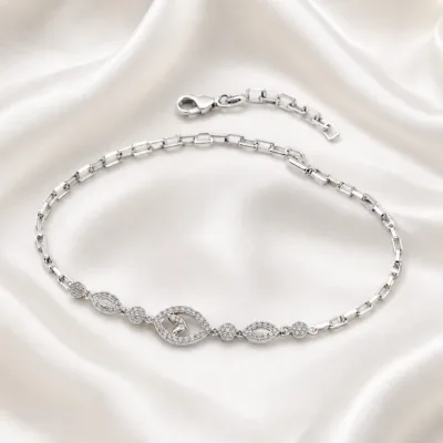 pulseira prateada marquise pavé em cetim marfim, referencia 85250-02