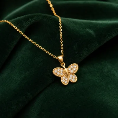 colar com pendente borboleta, variante dourada, pedra clara, referência 85290-10