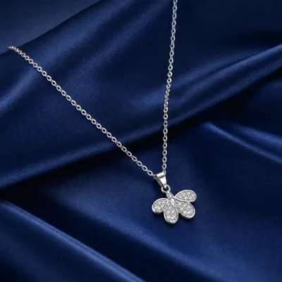 colar com pendente borboleta, variante dourada, pedra clara, referência 85290-10