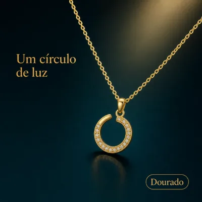 colar com pendente círculo aberto, variante dourada, fundo de estúdio, referência 85290-15
