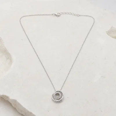 Colar Espiral Circular com Cristais em Aço — 2 Cores — B — Prateado