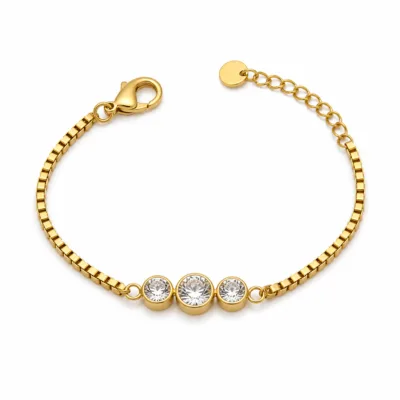 pulseira dourada com cristais redondos em fundo branco, referência 85382-1