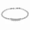 pulseira prateada com cinco zircões em fundo branco, referencia 85395-2