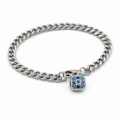 pulseira prateada com pendente azul em fundo branco, referencia 85397-1