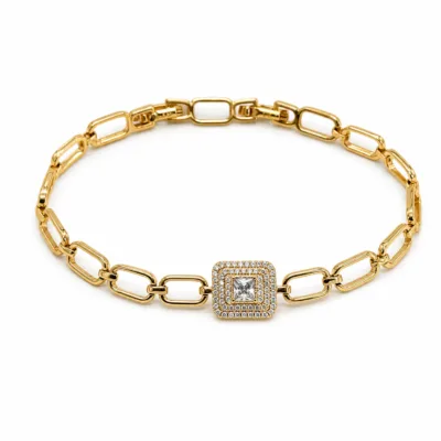 pulseira dourada com cristal quadrado em fundo branco, referencia 85401-1