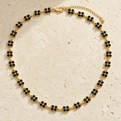 colar de flores com cristais coloridos, D — Preto Dourado, em pedra clara de tom quente, referência 85428