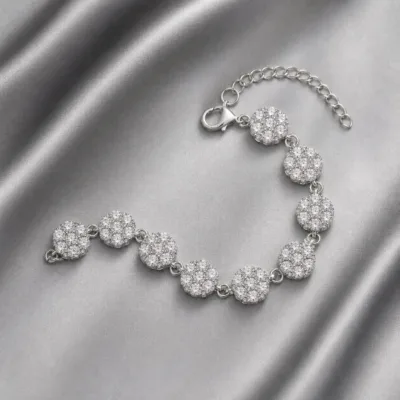 Pulseira Prateada Flores de Zircão, referência 85432-B