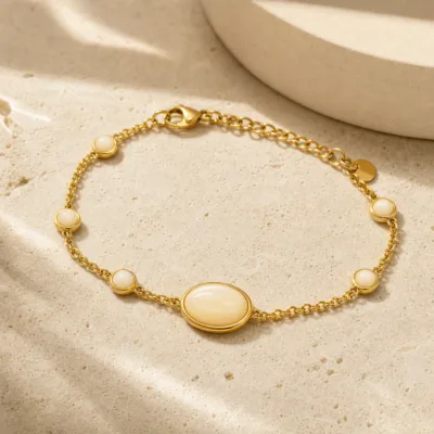 Pulseira Dourada com Pedra Marfim, referência 85439-2-B