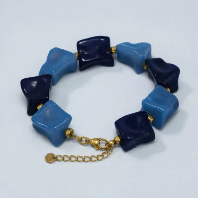 pulseira de contas quadradas coloridas, variante dourada, pedra clara, referência 85441-02