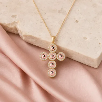 Colar com Cruz de Cristais — 6 Cores — F — Rosa