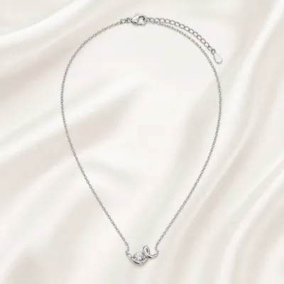 colar entrelaçado com cristal, B — Prateado, em cetim marfim, referência 85584