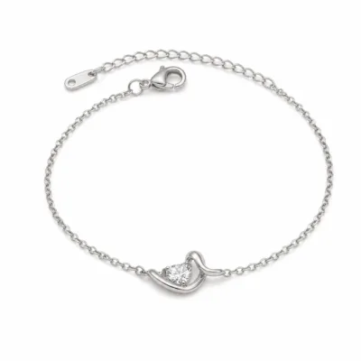 pulseira de coração com cristal, variante prateada, fundo branco, referência 85589