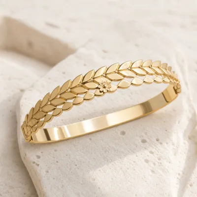 Pulseira Rígida com Folhas e Flor — 2 Cores — A — Dourado