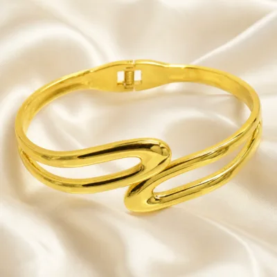 Pulseira dourada de elos ovais duplos 85269-15 em cetim marfim