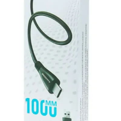 Embalagem MODOR MC1114-T com indicação USB-C, 1000 mm e 2,4 A