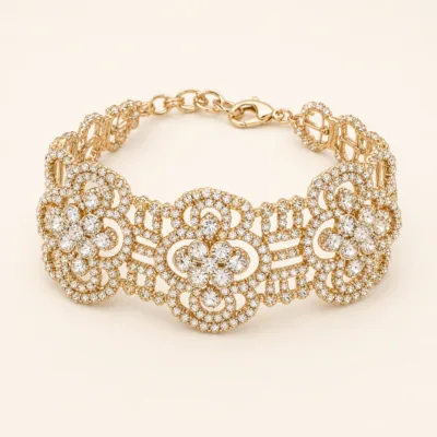 Pulseira Larga Dourada com Três Flores — A — Dourado