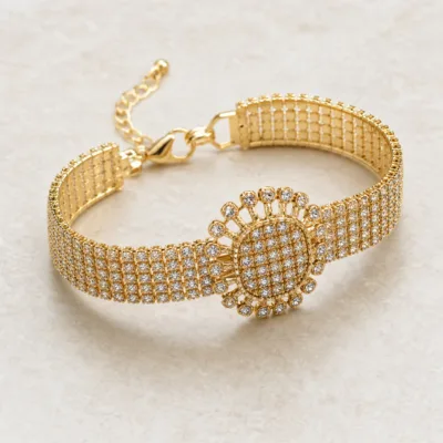 Pulseira Larga com Medalhão Oval — 2 Modelos — A — Dourado