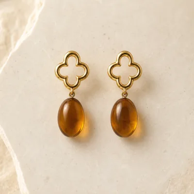 Brincos Dourados com Trevo e Gota Oval — 6 Cores — A — Âmbar