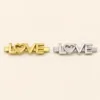 Ganchos de cabelo LOVE com coração em dourado e prateado