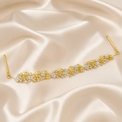 Modelo 14A de corrente dourada para cabelo com flores e folhas