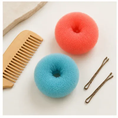 Bandolete rosa fina num ambiente minimalista