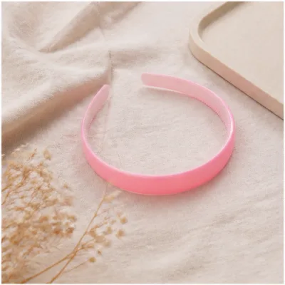 Bandolete rosa pastel num ambiente elegante