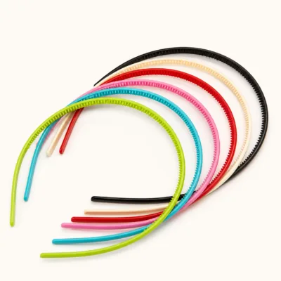 Bandolete preta lisa de 1 cm em vista de três quartos